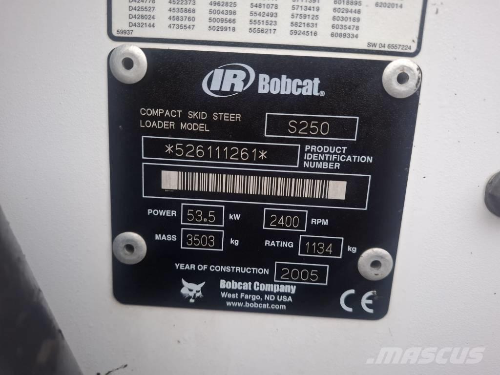 Bobcat S 250 滑移装载机