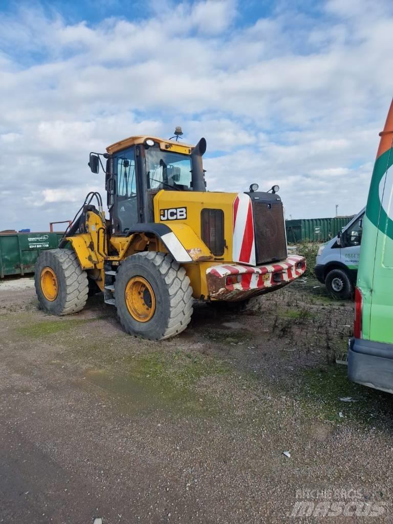 JCB 437 HT 轮式装载机