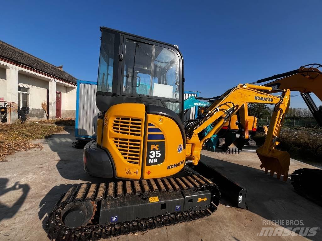 Komatsu PC 35 MR 小型挖掘机