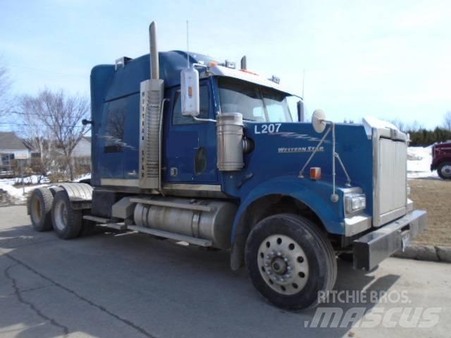 Western Star 4900 牵引车