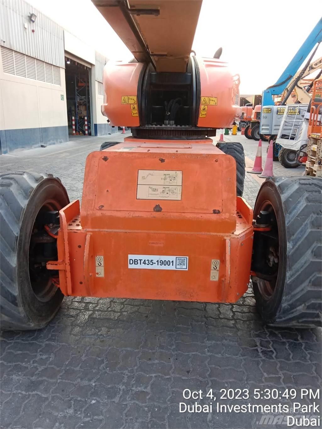 JLG 1350SJP 直臂高空工作平台