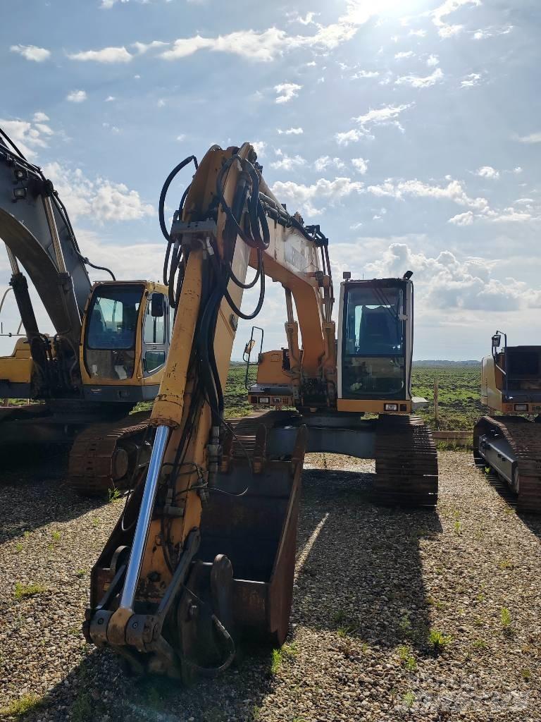 Liebherr R 900 C 履带挖掘机