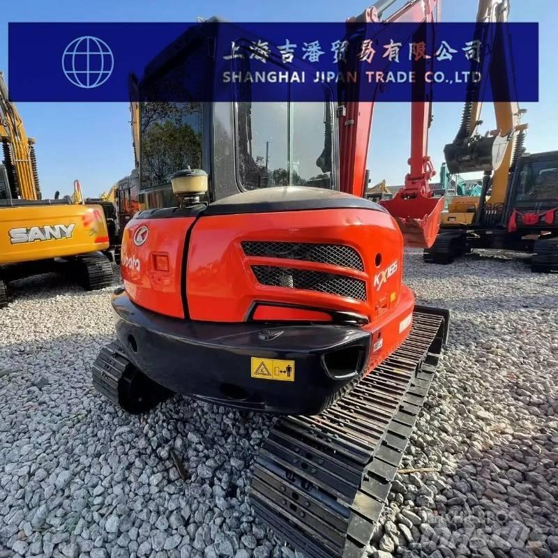 Kubota KX 165 中型挖掘机