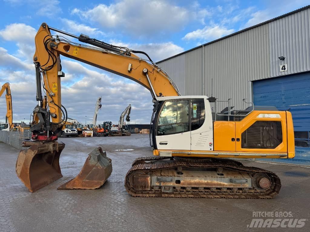 Liebherr R 926 履带挖掘机