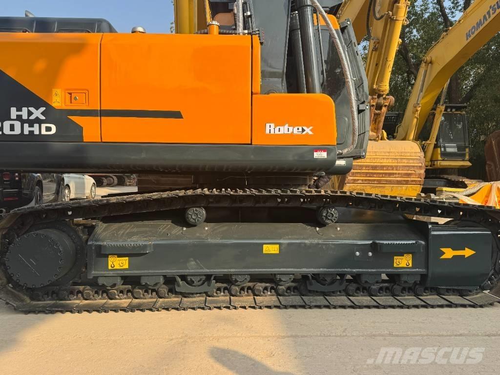 Hyundai HX 220 中型挖掘机