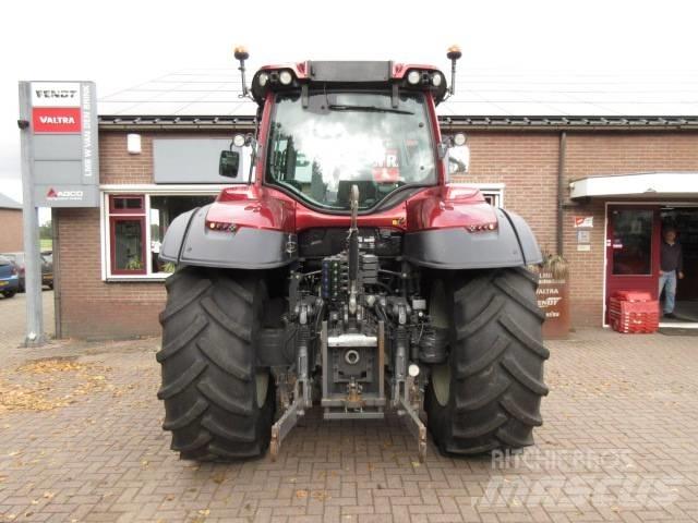 Valtra T154 VERSU 拖拉机/农用车