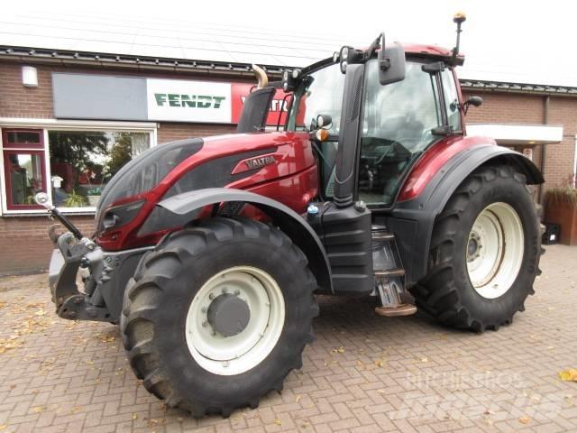 Valtra T154 VERSU 拖拉机/农用车
