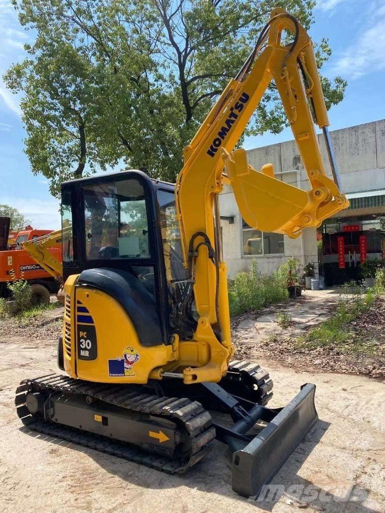 Komatsu PC 30 MR 小型挖掘机