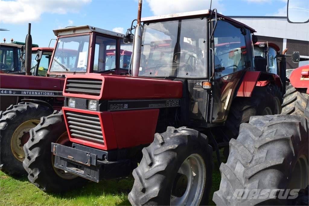 Case IH 844 XLN 拖拉机/农用车