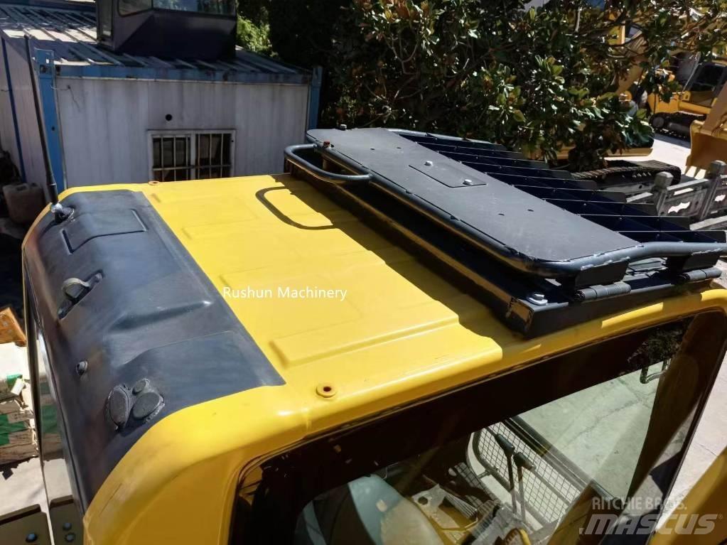 Komatsu PC 200 中型挖掘机