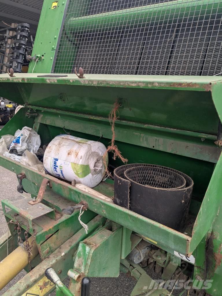 John Deere 580 圆捆打捆机