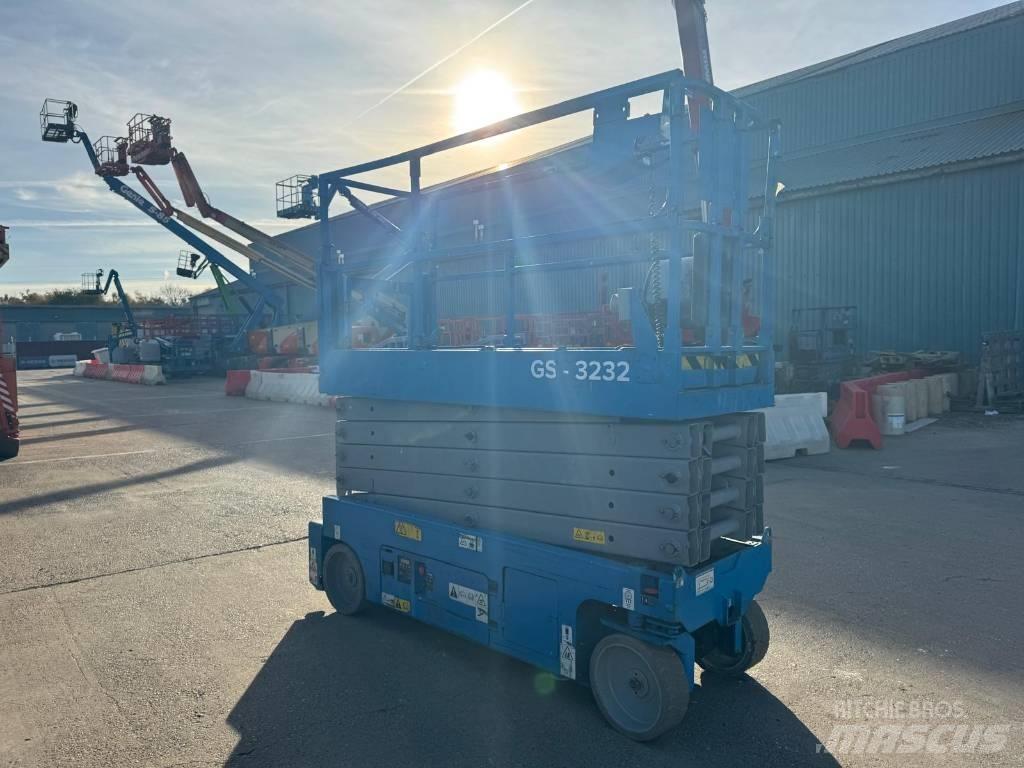 Genie GS 3232 剪叉式升降机