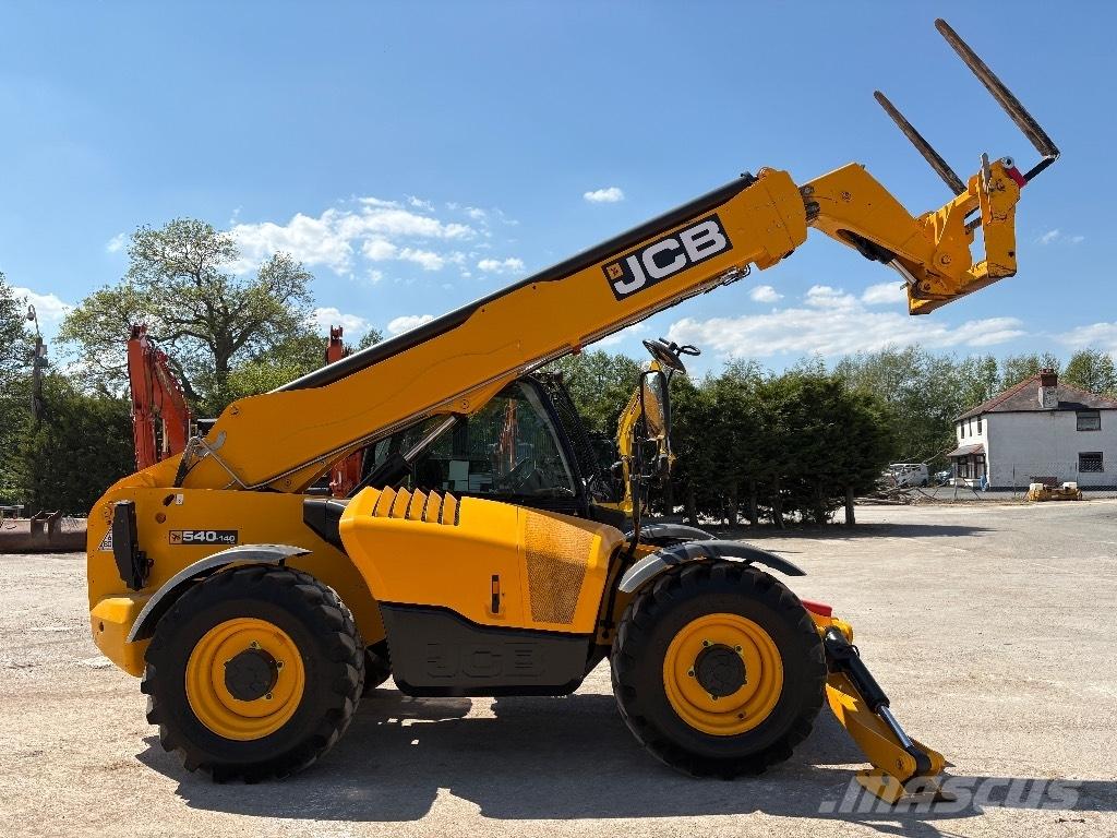 JCB 540-140 伸缩臂叉装车|叉装车