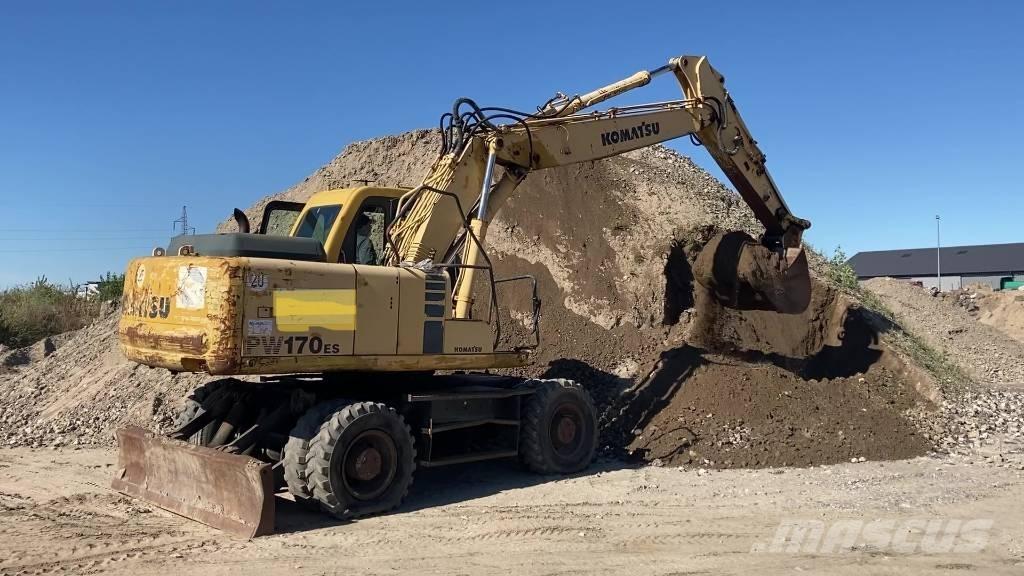 Komatsu PW 170-6 轮式挖掘机
