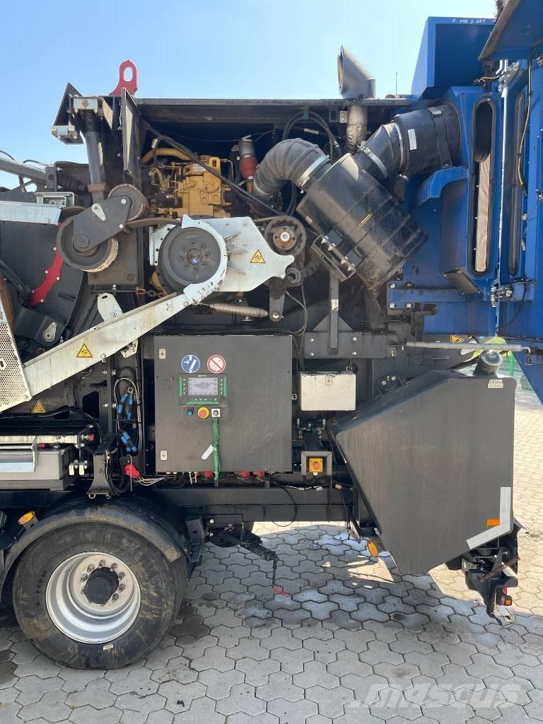 Komptech Axtor 4510 废料粉碎机