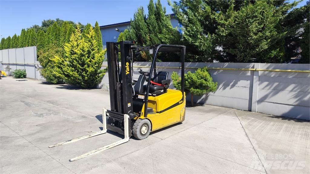 Yale ERP16 VT 电动叉车