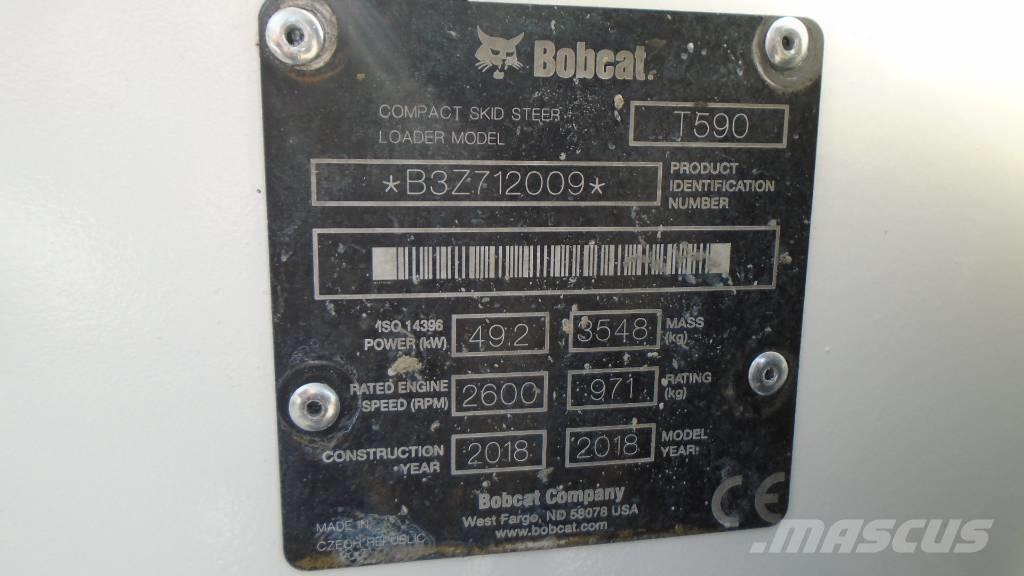 Bobcat T 590 滑移装载机