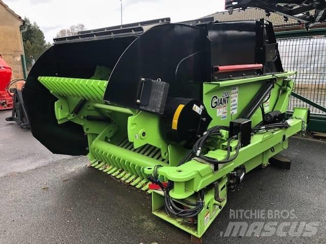 Schulte GIANT 2500 捡石机
