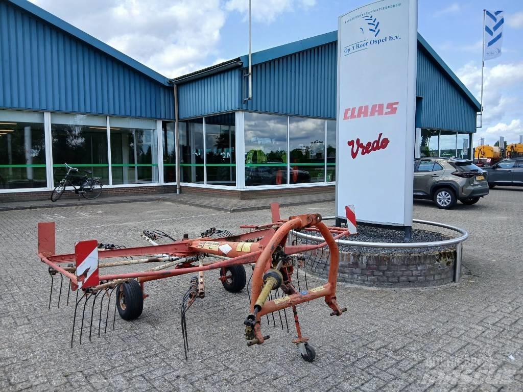Kuhn GA 301 料堆整形机