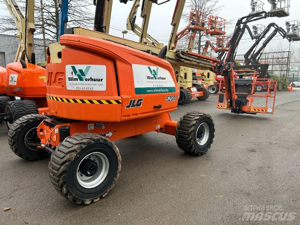 JLG 520 AJ 曲臂高空工作平台
