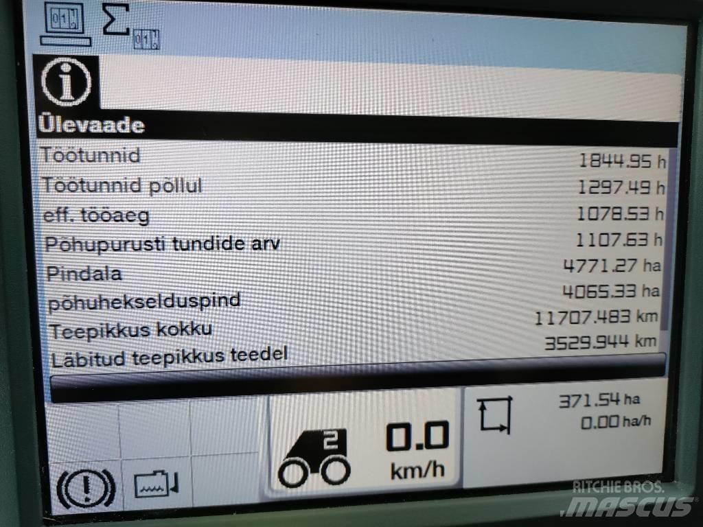 CLAAS Lexion 670 联合收割机