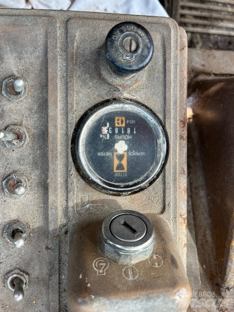 CAT 826 G 垃圾压实机