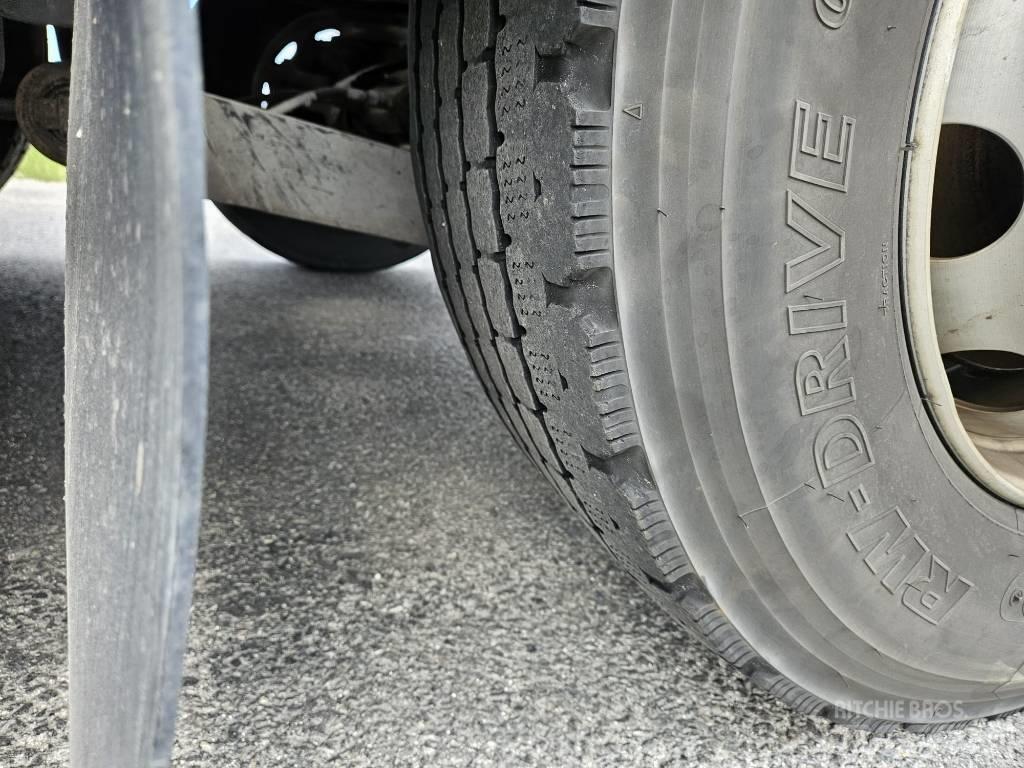Mercedes-Benz Econic 油罐车
