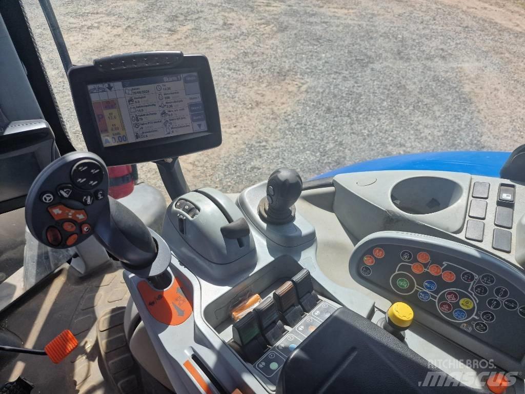 New Holland T7.270 拖拉机/农用车