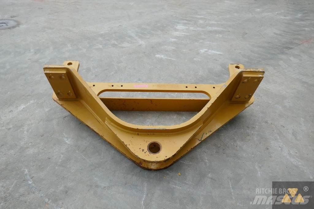 CAT 140M3 Drawbar 运输工具-其他