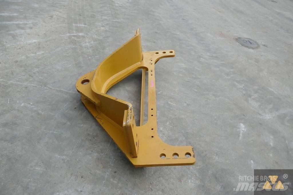 CAT 140M3 Drawbar 运输工具-其他