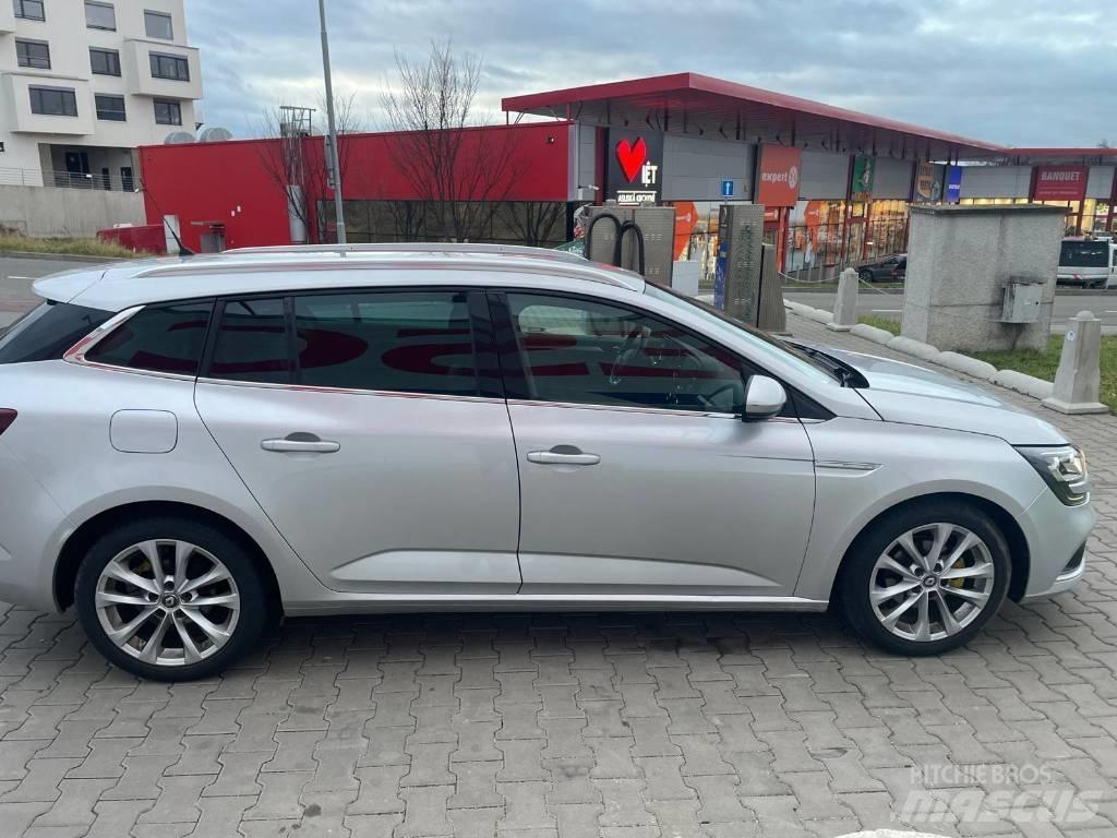 Renault Megane 汽车