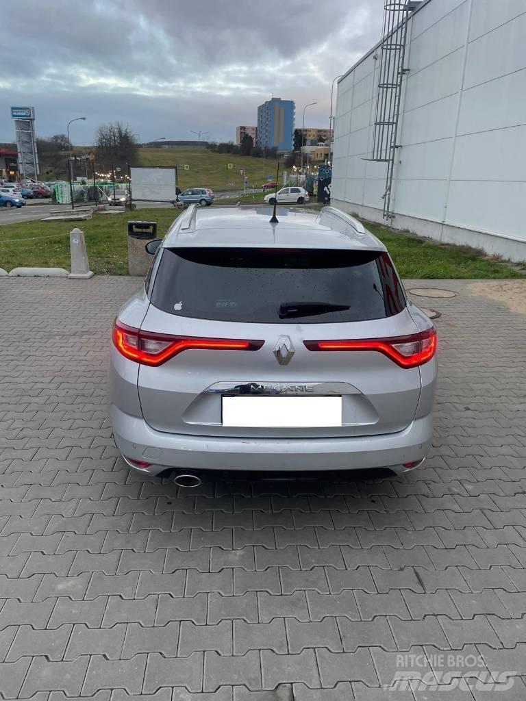 Renault Megane 汽车