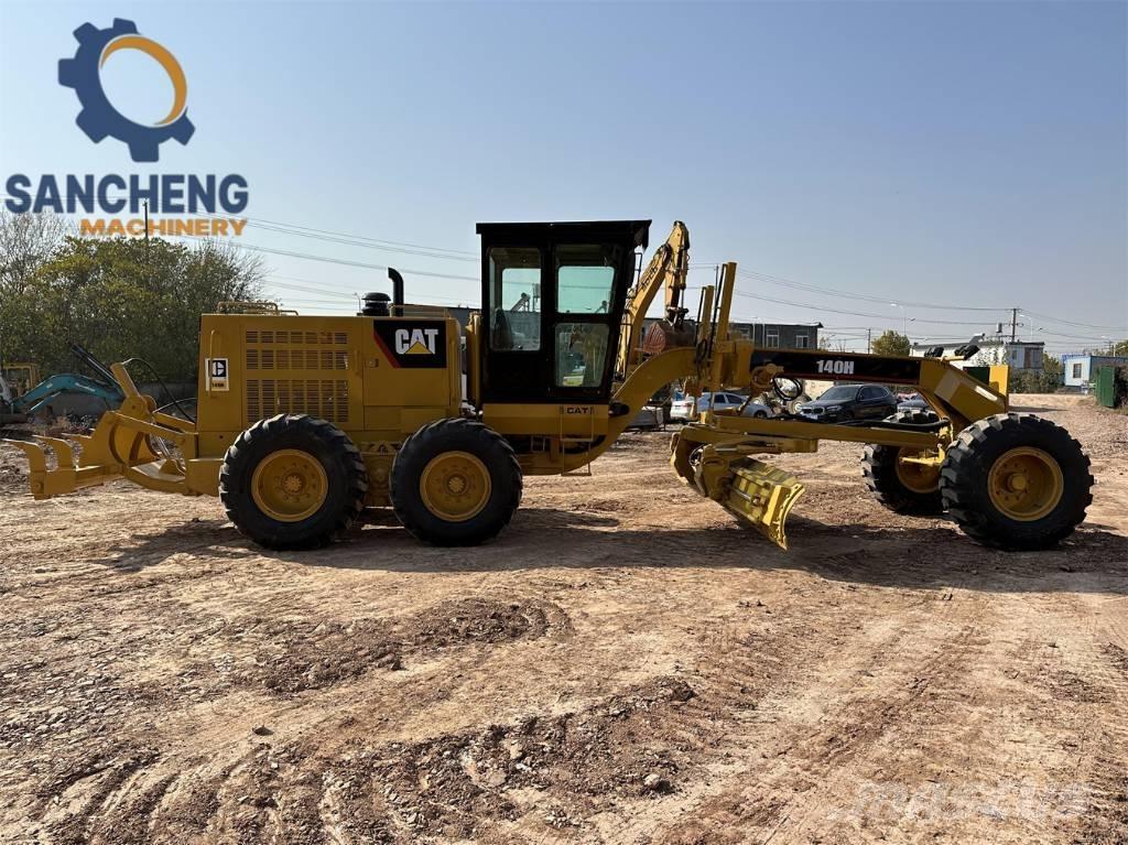 CAT 140H 平地机/推土机