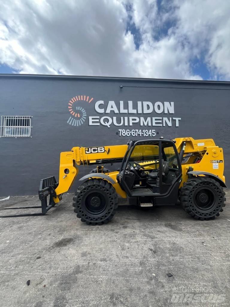 JCB 507-42 伸缩臂叉装车|叉装车