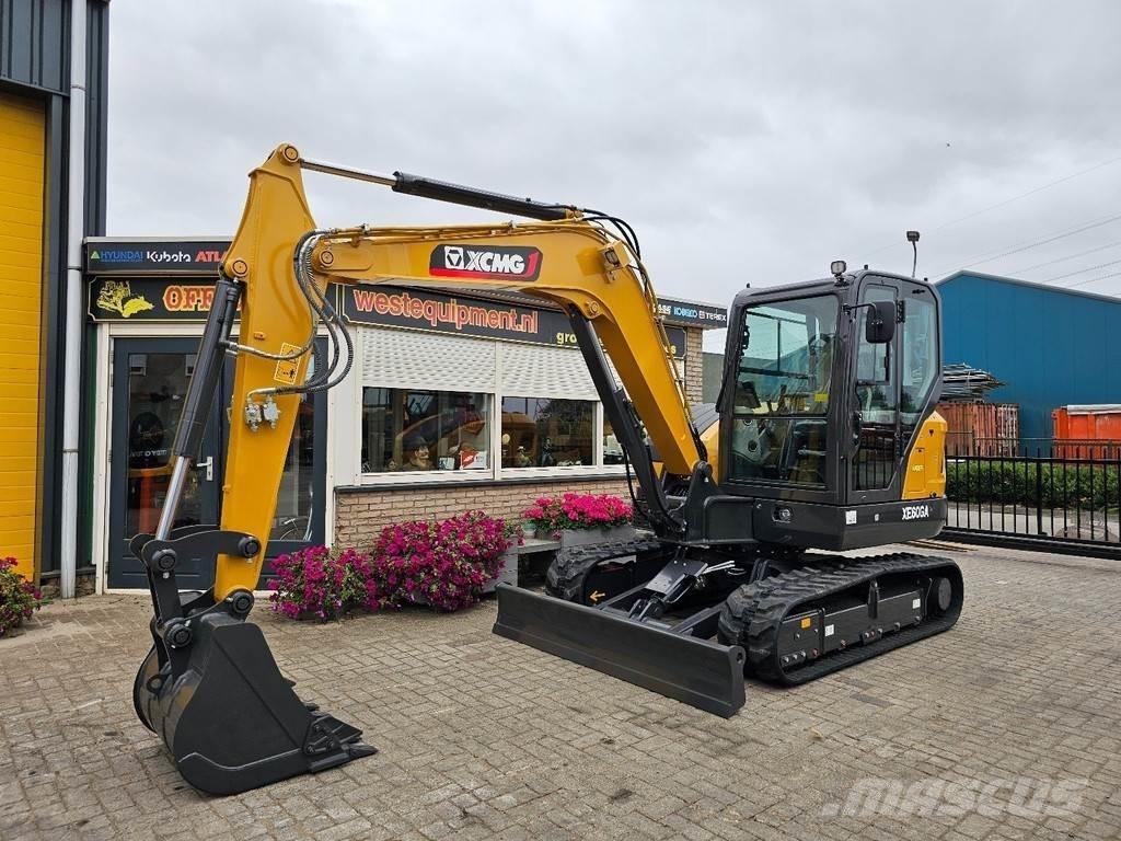 XCMG XE60GA 小型挖掘机