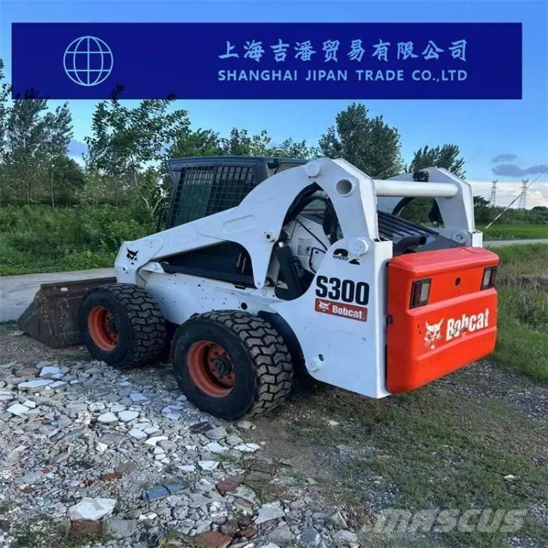 Bobcat S 300 滑移装载机