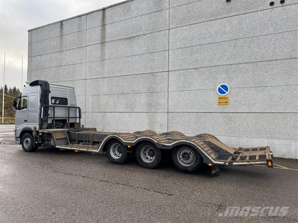Volvo FH500 8x4 平板车