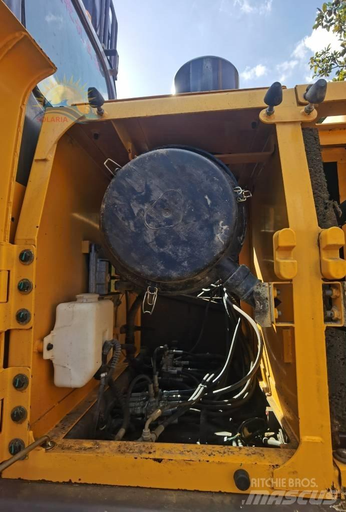 Volvo EC 240 履带挖掘机