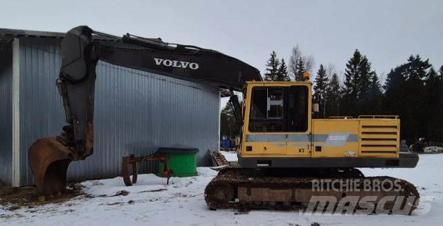 Volvo EC 230B 履带挖掘机