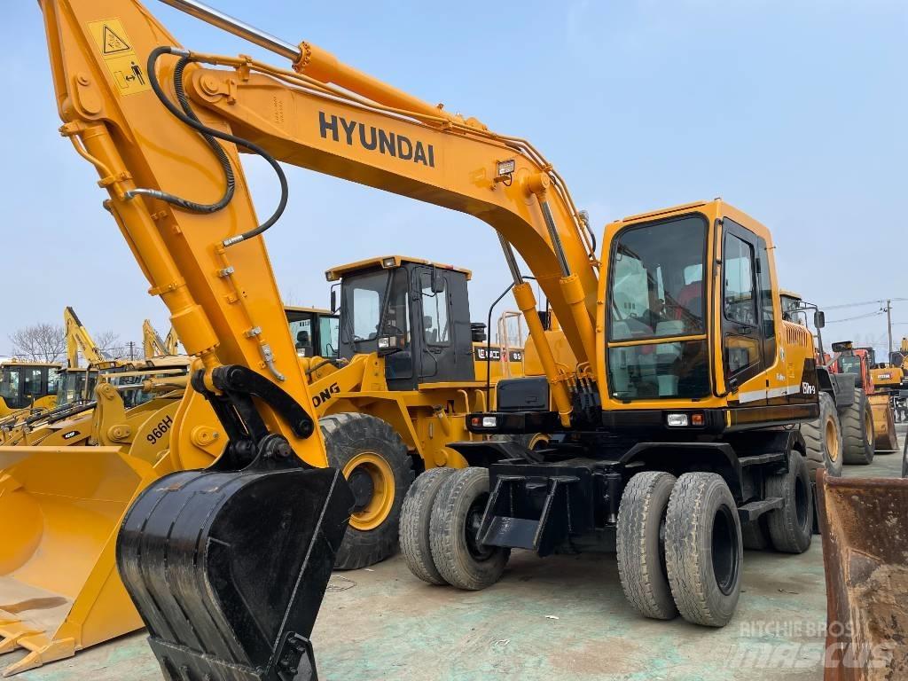 Hyundai R 150 W-9 履带挖掘机