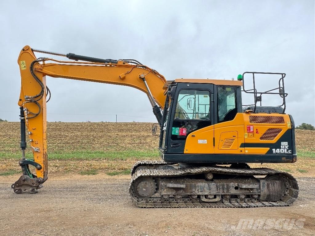 Hyundai HX140 LC 履带挖掘机