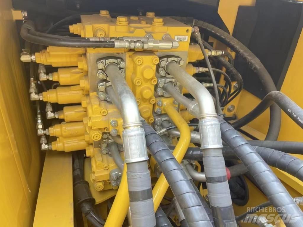 CAT 315 E 中型挖掘机