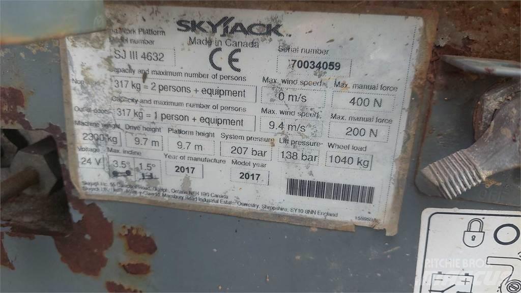 SkyJack SJIII4632 剪叉式升降机