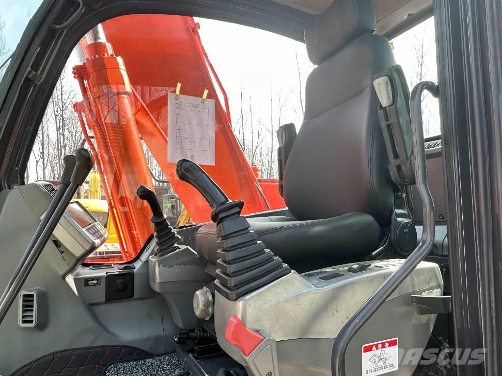 Doosan DX160LC 履带挖掘机
