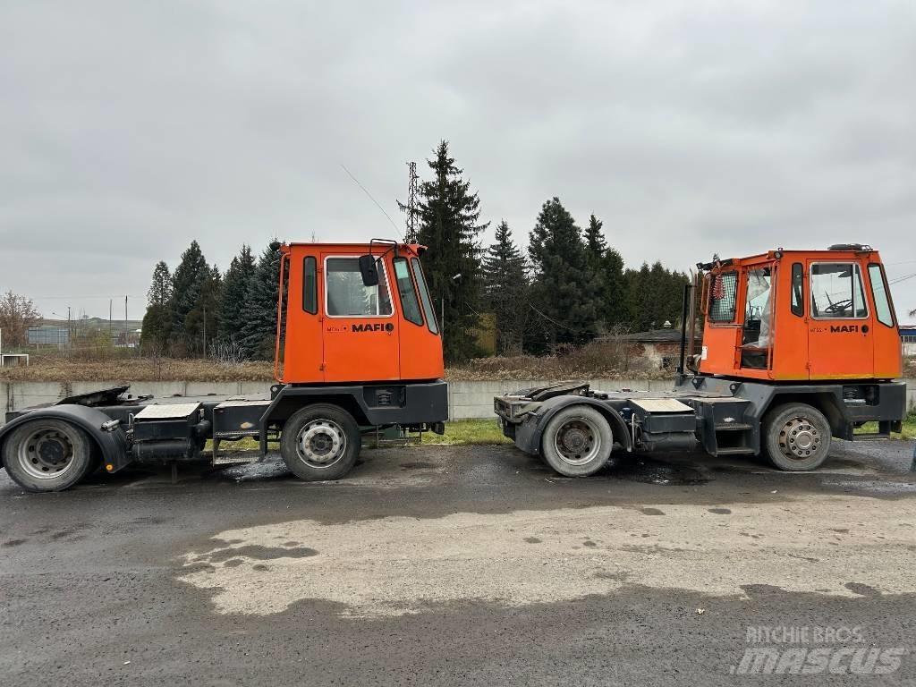 Mafi MT 25 码头牵引车