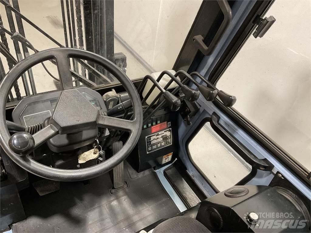 Utilev UT30P 柴油叉车