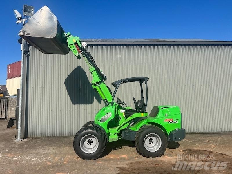 Avant 860 i TDL 小型装载机