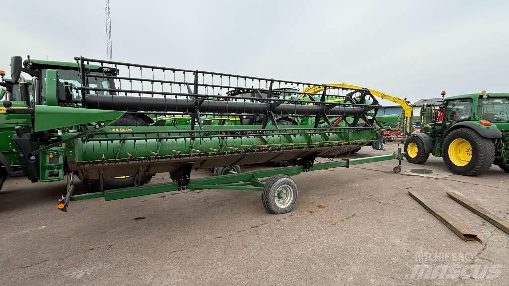 John Deere W 540 联合收割机