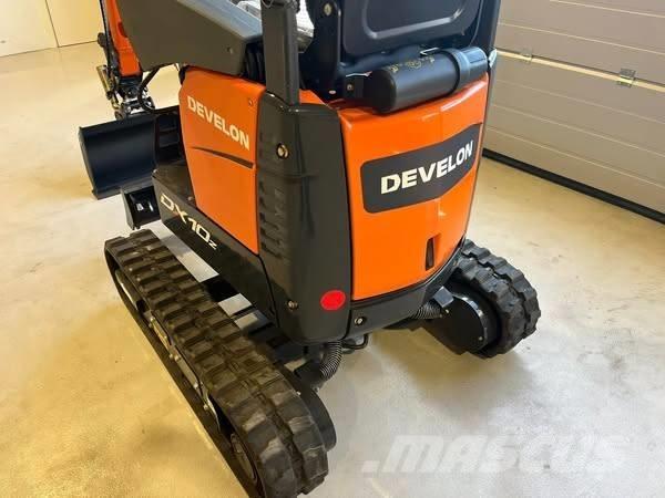 Develon DX 10 Z 小型挖掘机