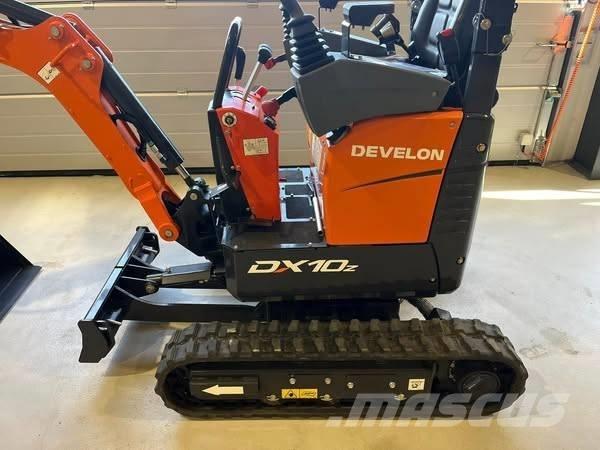 Develon DX 10 Z 小型挖掘机